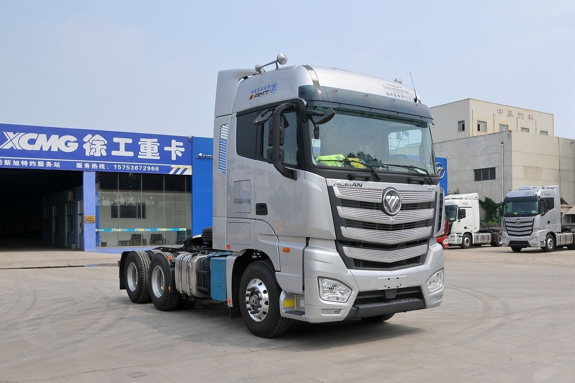 사용된 강력한 성능 무거운 짐 트랙터 헤드 포톤 오만 510hp 6 실린더 커민스 엔진