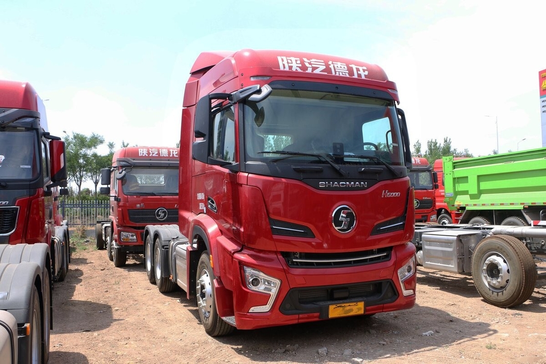 사용 된 트랙터 트럭 머리 판매 Shacman H6000 6 * 4 드라이브 모드 480hp 최고의 중국 트랙터 트럭 브랜드