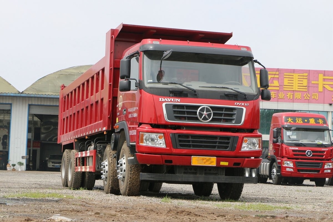 판매용 중고차 Dayun N8C 375hp 8*4 드라이브 모드