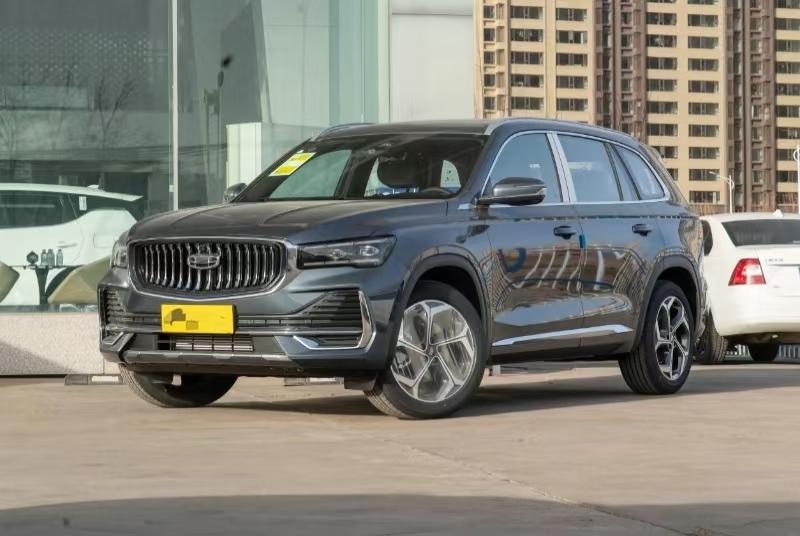 2025년형 신형 지리 SUV 2WD 가솔린 차량 내구성이 뛰어나고 강력하며 맞춤형 색상으로 이상적인 자동차