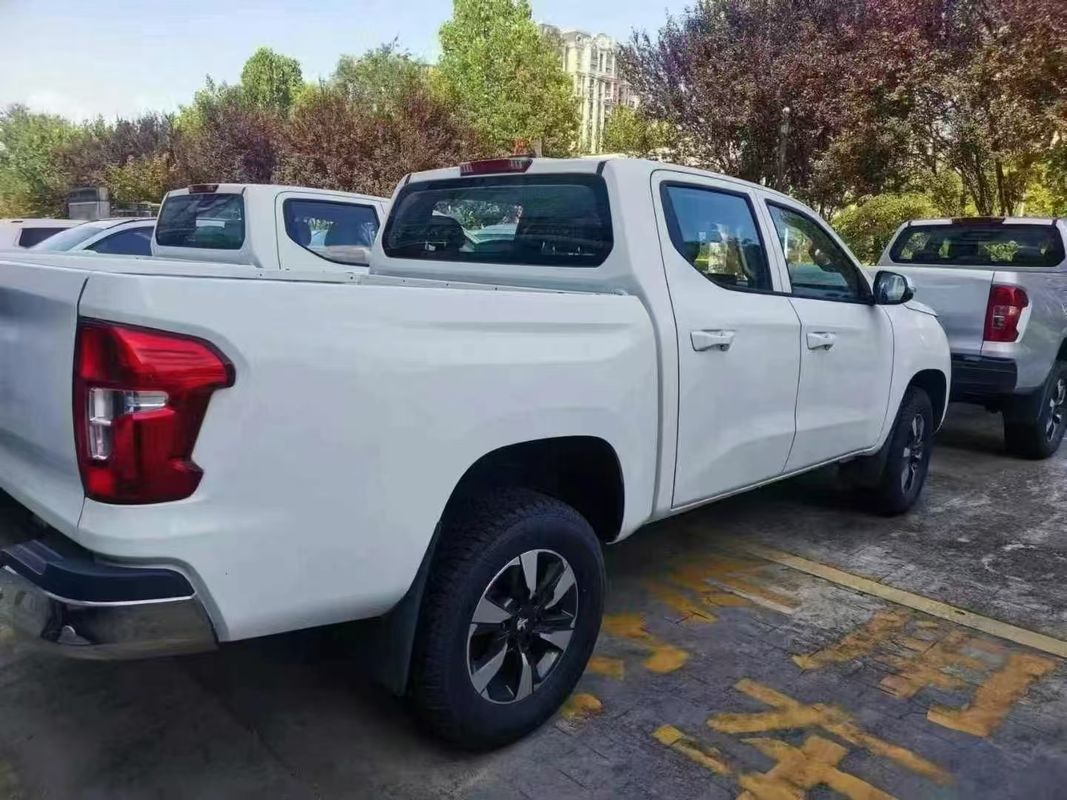 저렴한 새로운 퓨조 디젤 4WD 롤랜테 a la izquierda 유로 5 더블 캐빈 수출