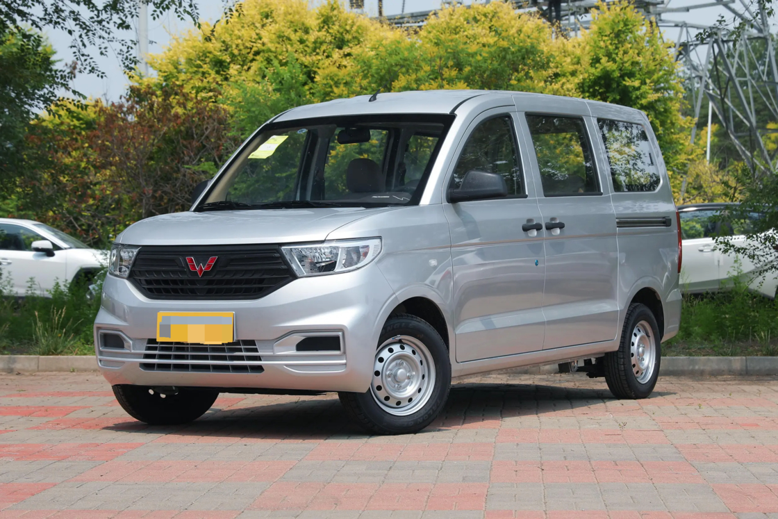 저렴한 신형 웅링 홍콩 V 미니밴 2022 1.2L 76 hp L4 가솔린 2WD 유로 6 가족용 수출용