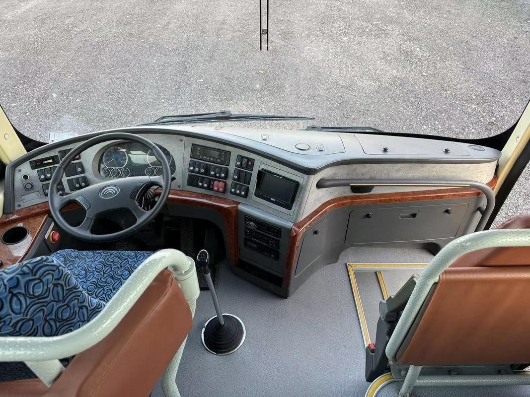 ZK6119 유툰 중고용 여객버스 2022 51석 1도어 좌우 운전 고급버스