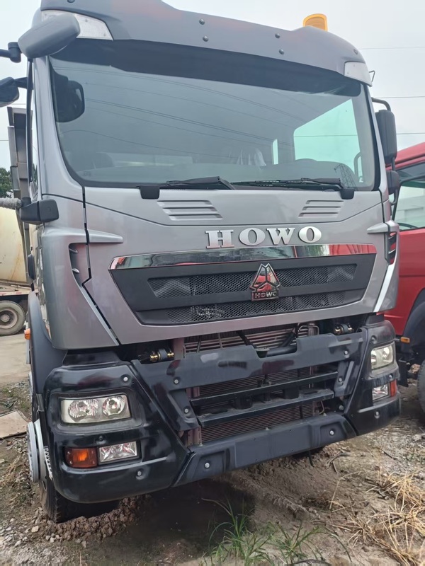 Sinotruck Howo Dumper Truck 8x4 2021 400 12 Wheeler 40 Ton Tipper Truck Dump Truck