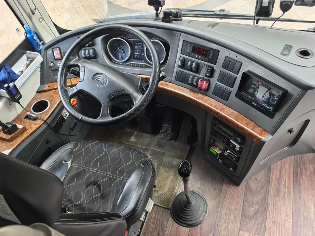 사용 된 디젤 12m 유동 코치 버스 50 좌석 웨이차이 투어 공항 교회 교내교통 학교 도시 간 버스 Rhd/Lhd