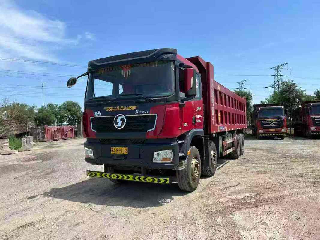 8x4 중고용 템퍼 덤프 트럭 샤크만 X3000 웨이차이 500hp 덤퍼 트럭 볼케테 볼테오 Rhd/Lhd