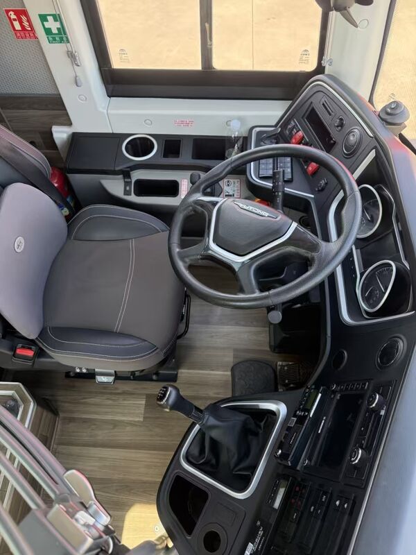 중고용 12m 50 좌석 디젤 유툰 코치 버스 C11 C12 2023 웨이차이 엔진 투어 인터시티 버스 Rhd/Lhd