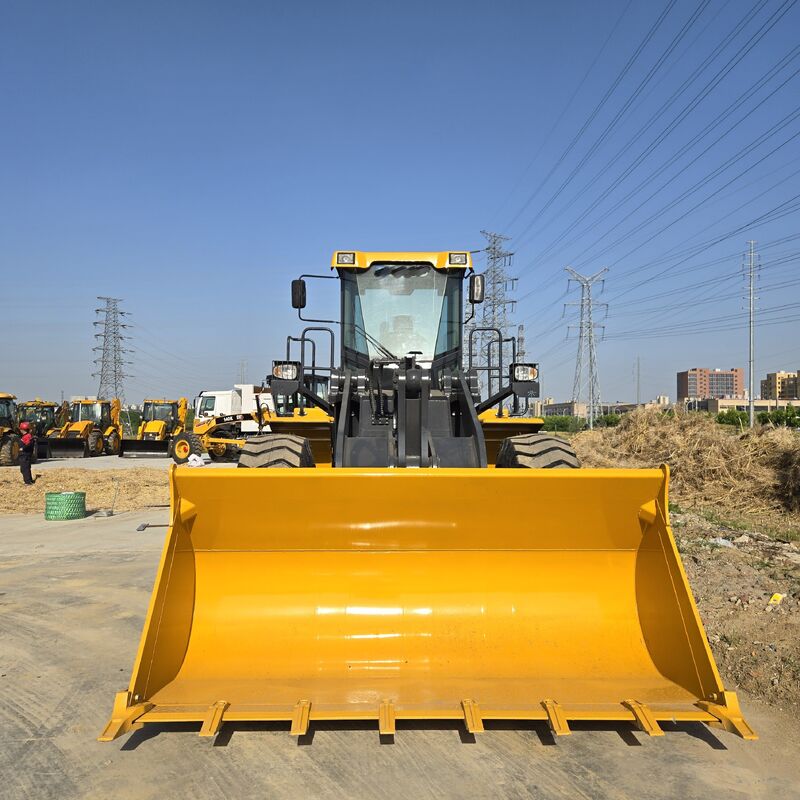 Excellent Condition Used Chinese brand loader 5 tons in excellent condition  load capacity  rated power 162 kW for construction