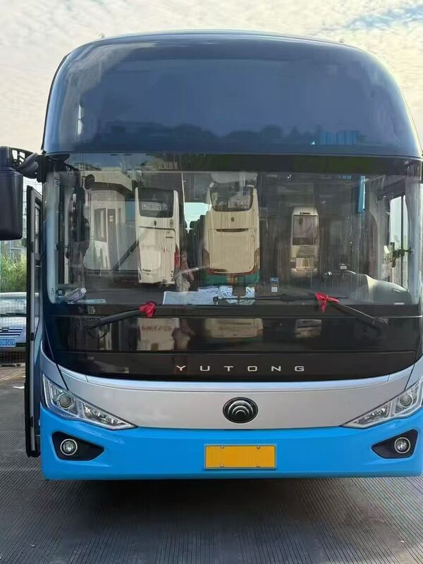 중고 코치 버스 유통 ZK6128 웨이차이 375마력 유로 5 판스프링 48석 에어컨 장착 셔틀 또는 장거리 운송용