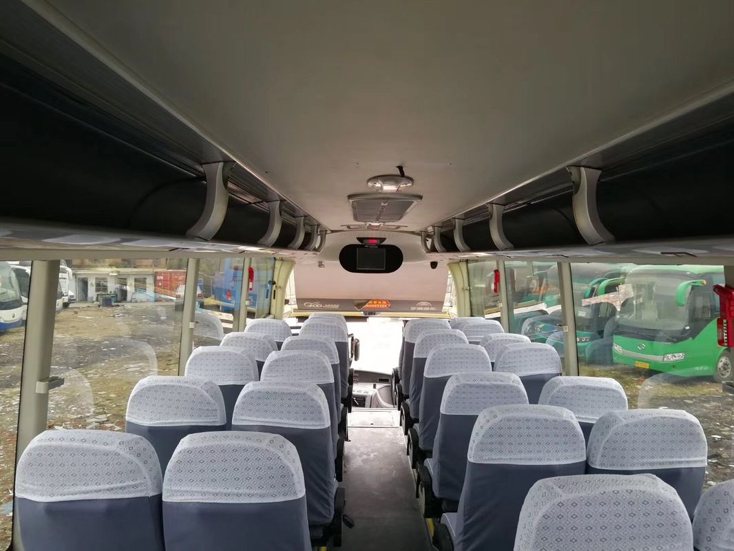 Yutong 상표 우수한 성과를 가진 디젤에 의하여 사용되는 관광 버스 321032km 주행거리