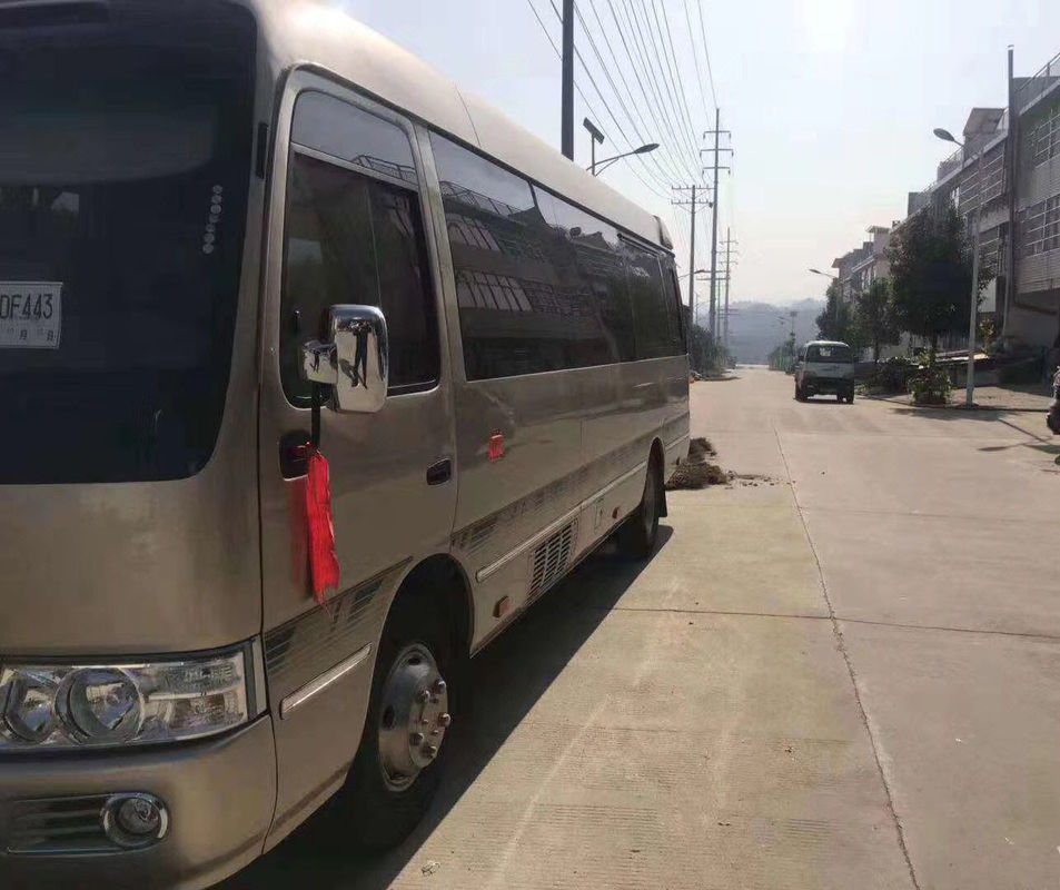 19의 좌석을 가진 연료 130 Km/H 최고 속도 초침 연안 무역선 도요타 상표 가솔린