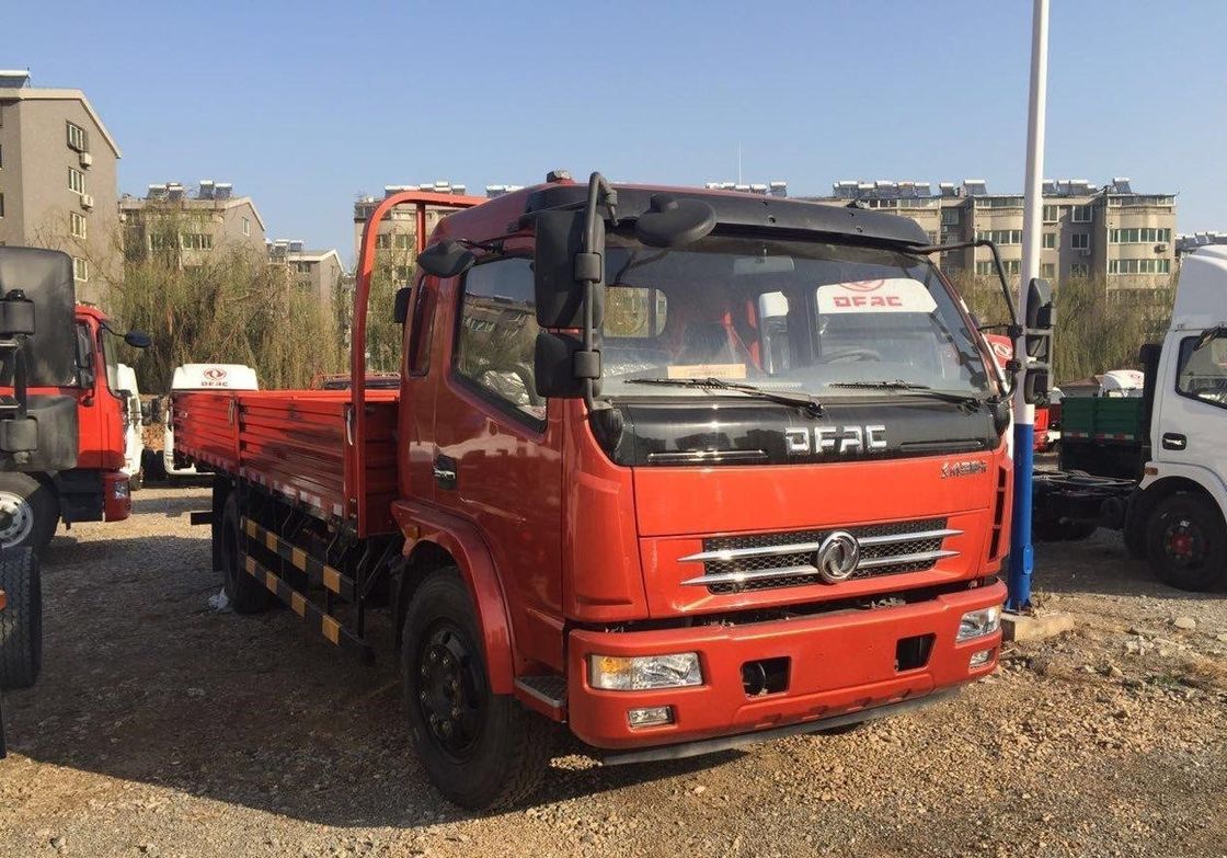Dongfeng Duolika는 2014 년 덤프 트럭을 4×2 드라이브 형태와 JM 엔진으로 한 사용했습니다