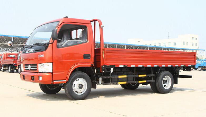 1995 유로 III 디젤 엔진을 가진 Kg 탑재량 초침 화물 자동차 DONGFENG 상표