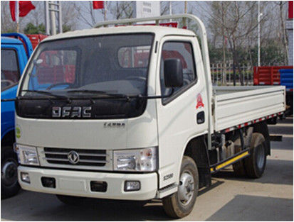 디젤 초침 화물 자동차 Dongfeng 상표 단 하나 줄 택시를 가진 힘 55 Kw 엔진