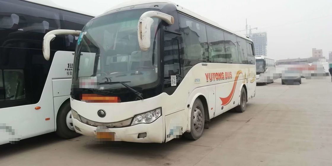 37의 좌석은 디젤 엔진 안전 에어백을 가진 YUTONG 버스 Yutong 상표를 사용했습니다