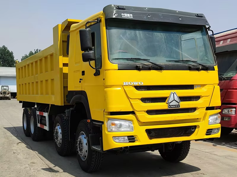 짐바브웨를 위한 중고 Howo 덤프 트럭 371hp 8x4 왼손잡이용 디젤 WP 엔진 AC 12 바퀴