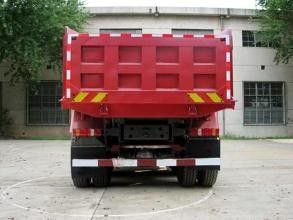 빨간색 Dongfeng 6x4를 가진 제 2 손 팁 주는 사람 트럭은 유로 3 디젤 엔진을 몹니다