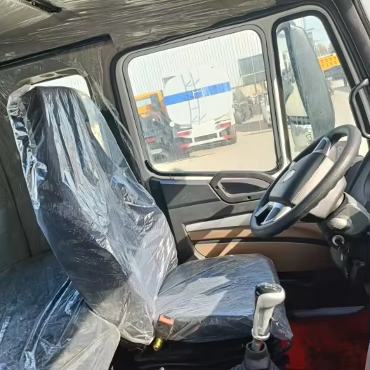Used Si-notruk HOWO 6x4 Dump Truck 400HP High Roof Cabin Tipper Truck for Sale