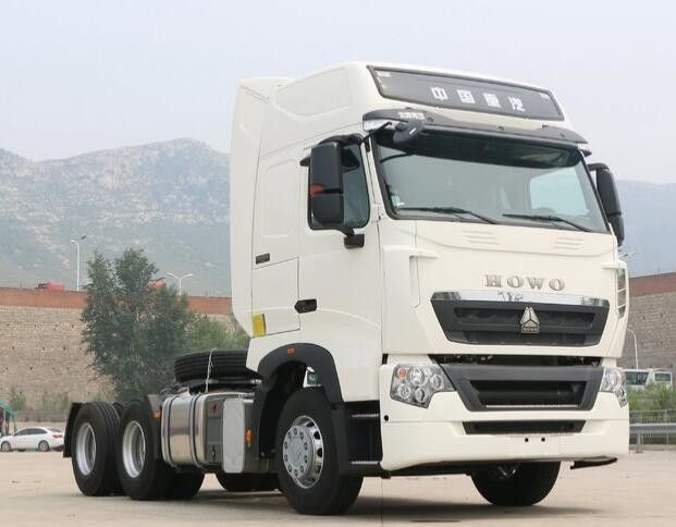 HOWO T7H는 A/C 397kW 엔진 출력을 가진 트럭 6x4 드라이브를 사용했습니다