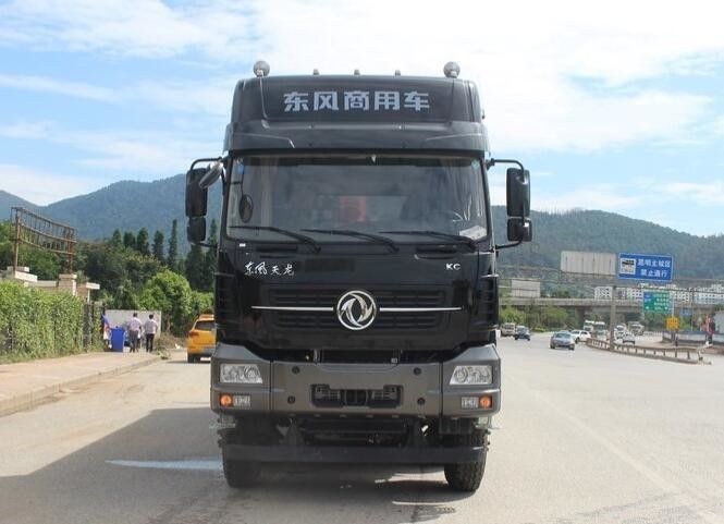 8x4 드라이브 420HP 유로 IV/Dongfeng Cummins Engine를 가진 V에 의하여 사용되는 일 트럭