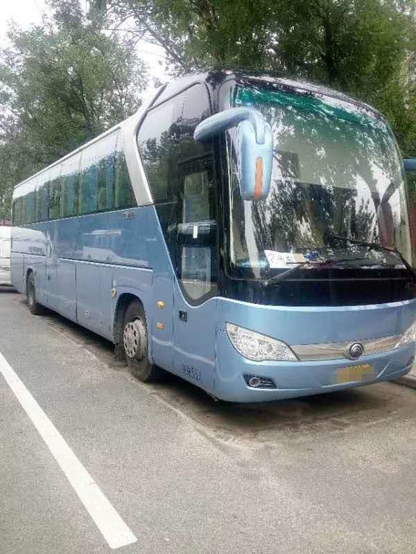 AC 영상을 가진 디젤 엔진 Yutong 초침 관광 버스 Zk 6122 55 Seater 차 버스