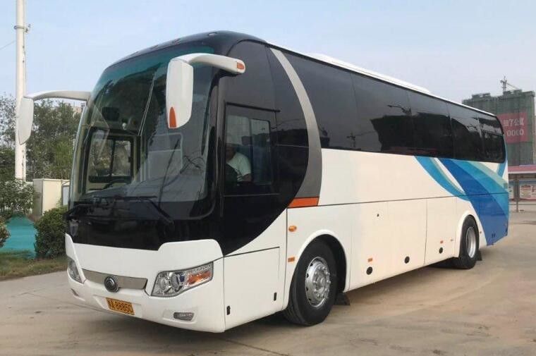 LHD / RHD 사용되 유통 45 인승 버스 100 km/H 최대 속도 162 kw 원동력