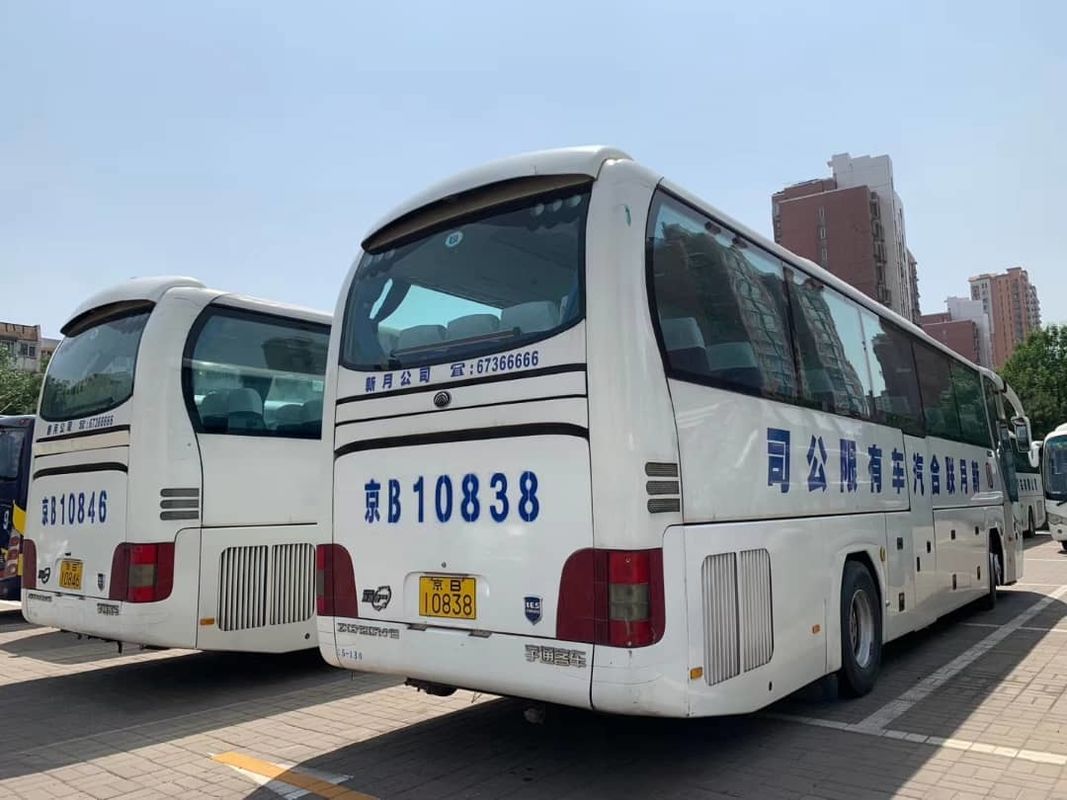화이트 색과 2012년 유통 51 자리 LHD 봄 2번째 손 버스 ZK6110