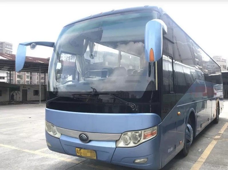 2011년 Yutong ZK-6112D 53석 앞 엔진, 오른쪽 드라이브 변경 가능