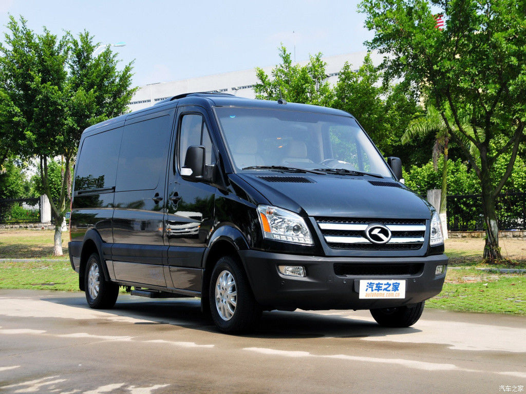 6개의 장치 수동 디젤 105kw 2019년 사용된 소형 차 10-15 Seater 높은 지붕