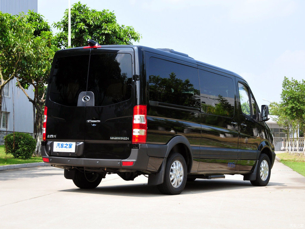 6개의 장치 수동 디젤 105kw 2019년 사용된 소형 차 10-15 Seater 높은 지붕
