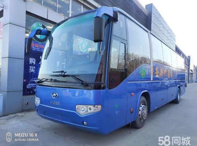 Higer KLQ6129 53 좌석 후방 엔진은 코치 버스 양쪽으로 여닫는 문 강철 Chiassis를 사용했습니다