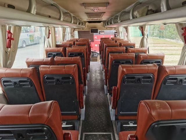 영맨 JNP6108 39 좌석 WP 199 kw 리어 엔진 버스는 가죽 시트를 조종하는 일반인 버스 에어백 샤시 왼쪽을 사용했습니다