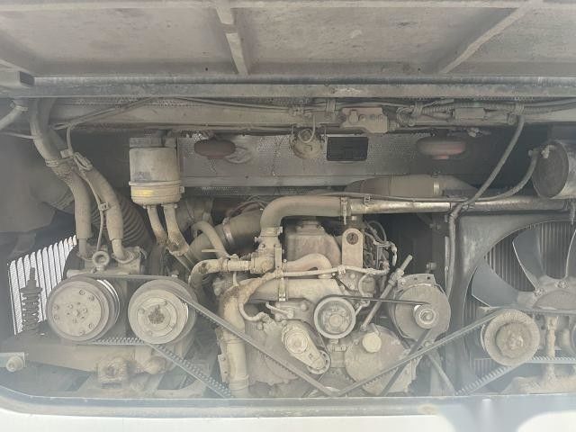 사용된 더 높은 버스 모델 KLQ6882 39 좌석 철골 샤시는 일반인 버스 유차이 후미 엔진 162 kw 단일의 도어 왼쪽 정보를 사용했습니다