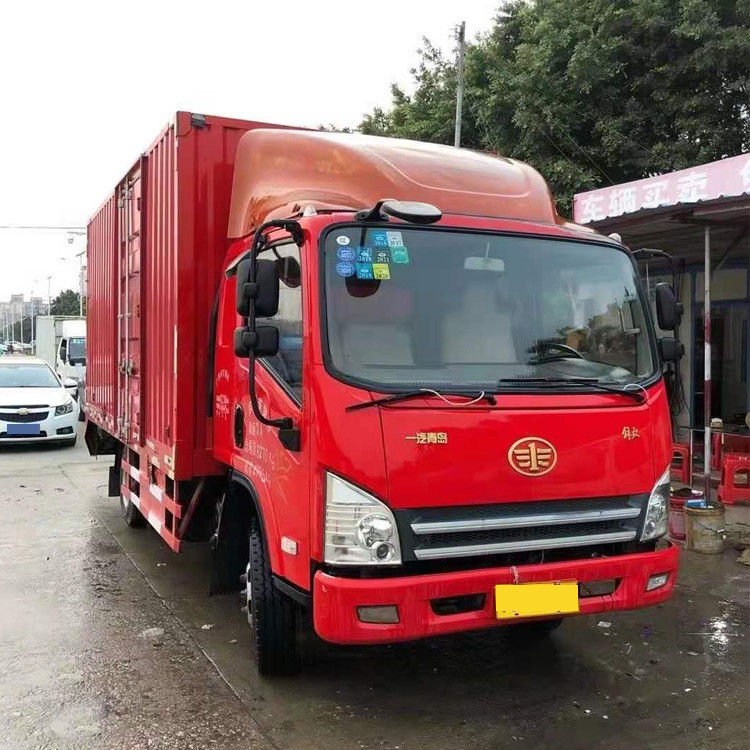 2018년 중고로 FAW 밴 화물 트럭 140HP 5.2M 큰 능력 4x2를 사용했습니다