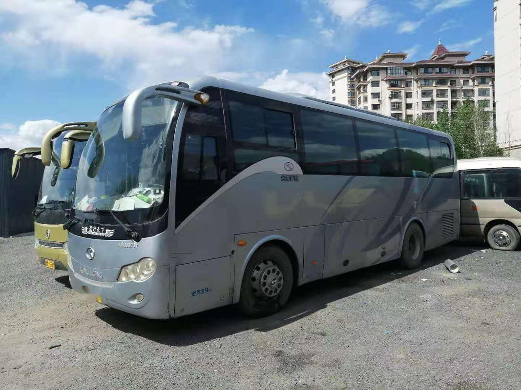 강철 샤시를 조종하는 사용된 킹롱 버스 XMQ6900 양여닫이 39 자리 낮은 킬로미터 왼쪽