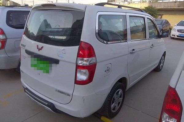2014년 우링 중고차 7 시트 미니 버스 중고차 가솔린 연료 LHD 운전