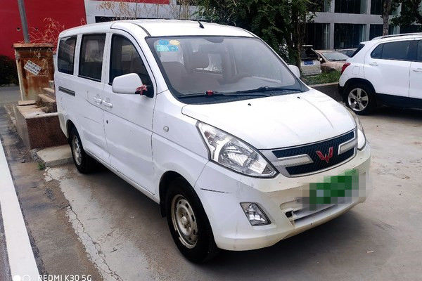 2016 Year 7 Seats Wuling Used Car Mini Bus Used Cars Gasoline Fuel LHD Drive