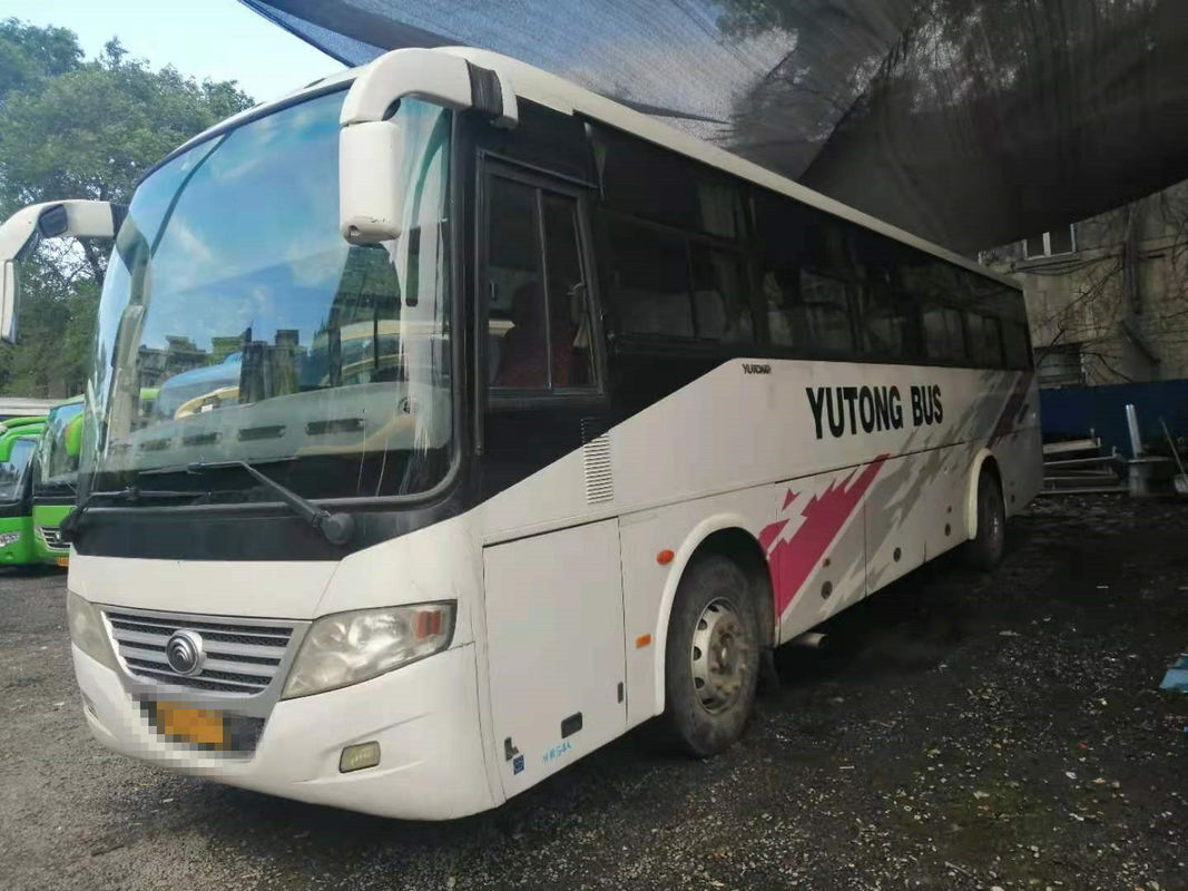 54 Seats 2010 Year Used Yutong Bus ZK6112D Diesel Front Engine LHD Driver Steering No Accident