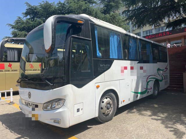 중고 Sunlong 버스 SLK6873 39 좌석 2016 후방 디젤 엔진 스틸 섀시 Yuchai 162kw 아프리카 용 중고 코치 버스
