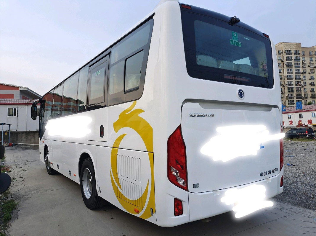 38석 새로운 투어 버스 Sunlong 브랜드 SLK6903 에어백 섀시 2020 Euro6 새로운 코치 버스 저킬로미터 Yuchai 후방 엔진