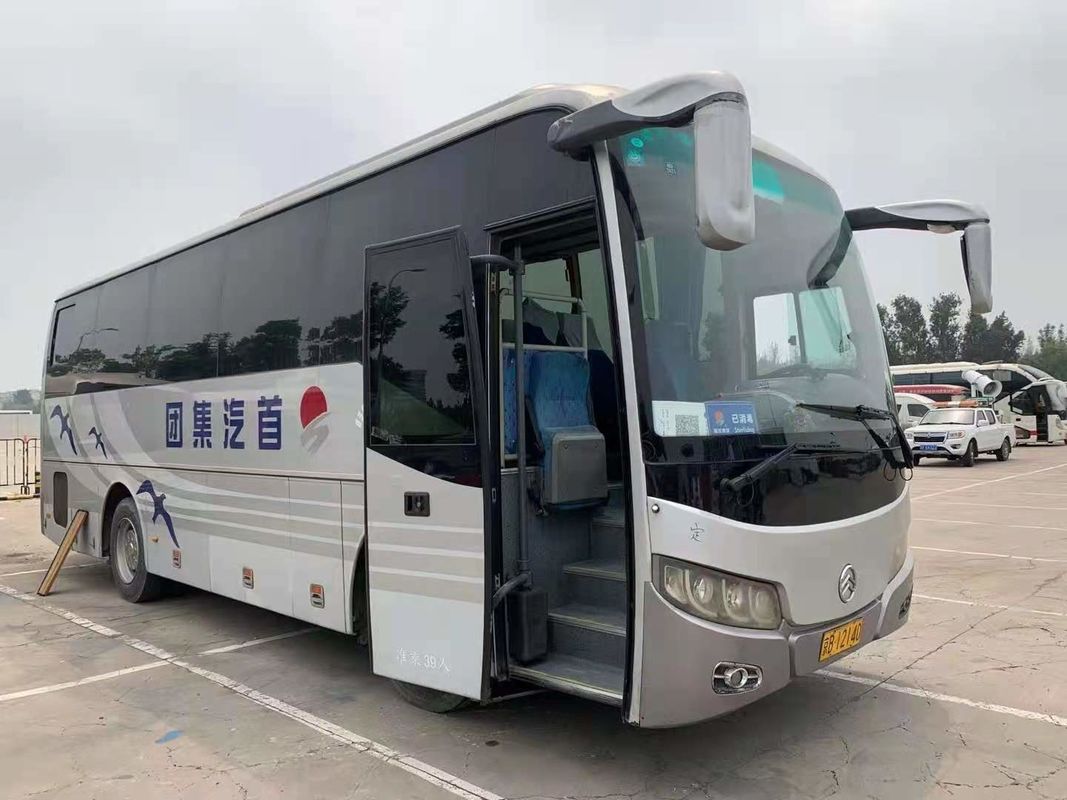 현재 Golden Dragon XML6897J13 중고차 버스 39석 중고 버스 디젤 엔진 무사고 LHD 버스