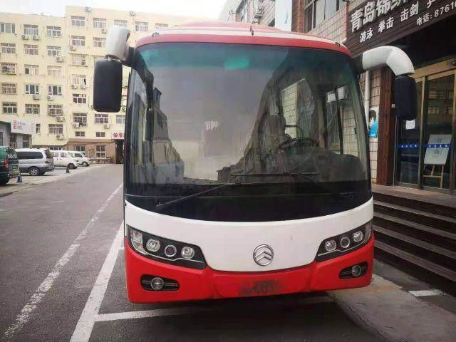 중고 골든 드래곤 버스 XML6757 중고 투어 버스 33석 2016 Yuchai 후방 엔진 127kw 유로 IV 고품질 코치 버스
