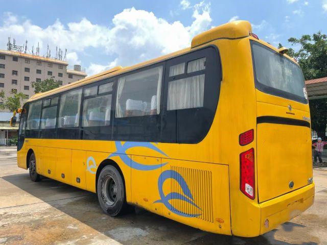 사용된 Kinglong 버스 XMQ6110 후방 엔진 사용된 코치 버스 양쪽으로 여닫는 문 50 좌석 Euro IV 에어백 섀시