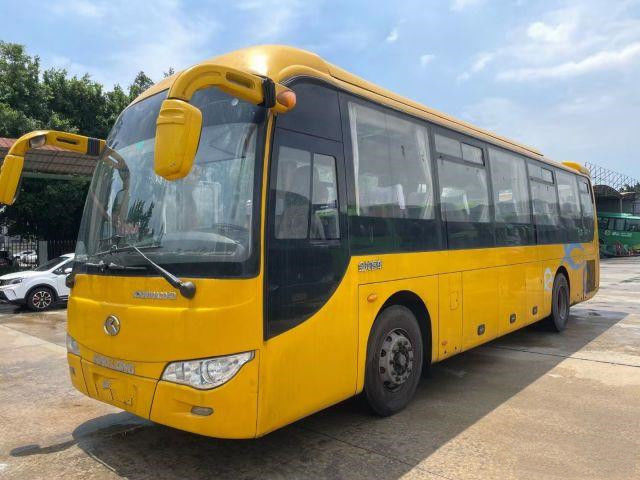 사용된 Kinglong 버스 XMQ6110 후방 엔진 사용된 코치 버스 양쪽으로 여닫는 문 50 좌석 Euro IV 에어백 섀시