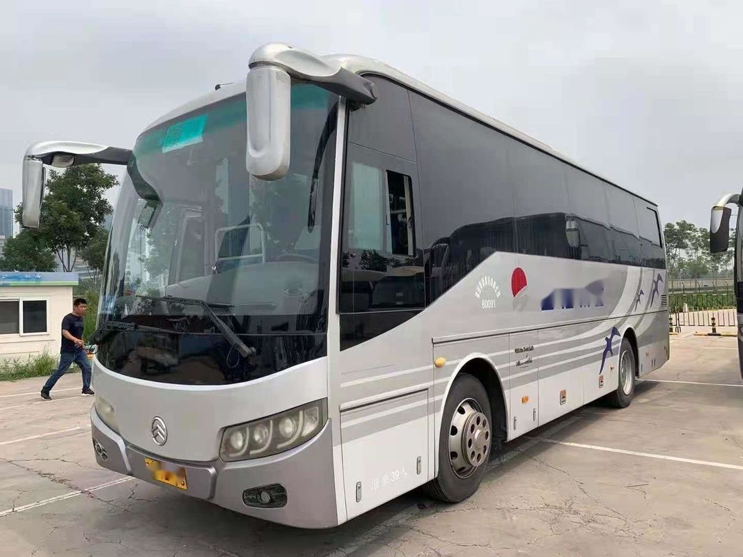 사용된 황금 드래곤 버스 XML6897 사용된 코치 버스 39 좌석 Yuchai 후방 엔진 180kw 에어백 섀시