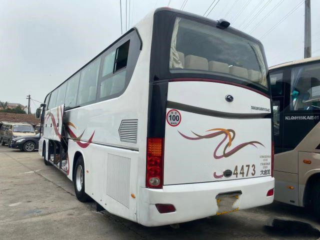 사용된 Kinglong 버스 53 좌석 이중 문 사용된 코치 버스 XMQ6129 왼쪽 조타