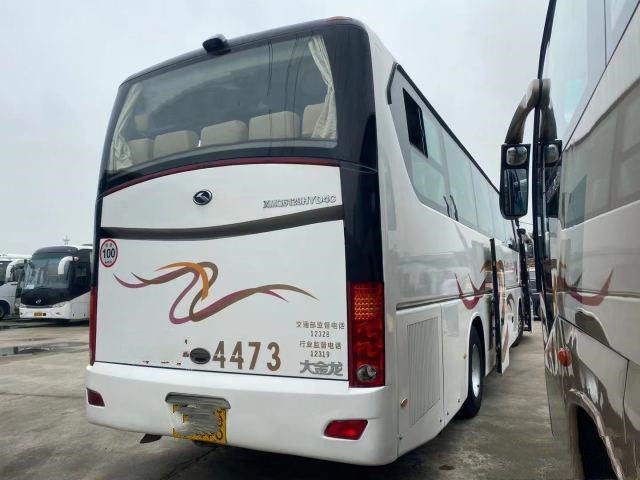 사용된 Kinglong 버스 53 좌석 이중 문 사용된 코치 버스 XMQ6129 왼쪽 조타