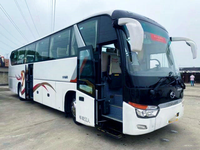 사용된 Kinglong 버스 53 좌석 이중 문 사용된 코치 버스 XMQ6129 왼쪽 조타