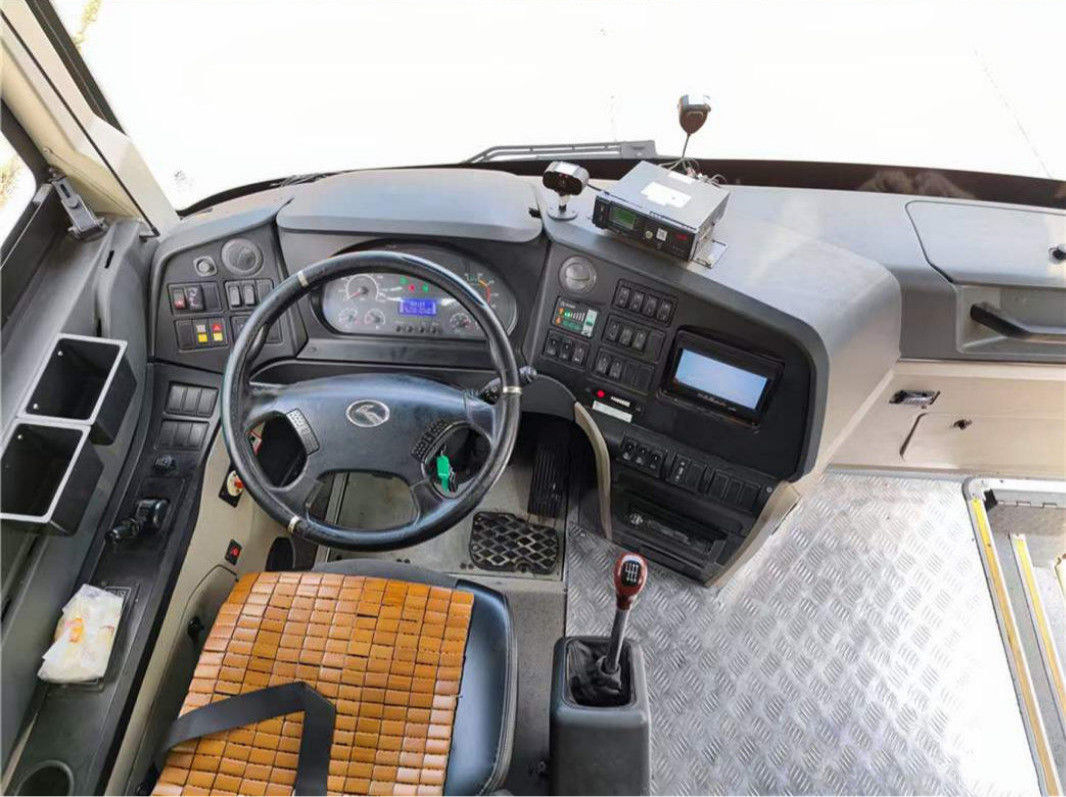 중고 Kinglong Coach XMQ6125 Mini Coach 버스 51 석 Weichai 후방 엔진 버스 Coach 액세서리 와 Yutong Higer