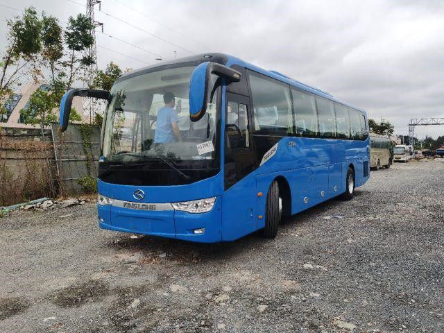 Kinglong 중고 버스 XMQ6110 Hiace 버스 Toyota 48 판매 가격 양문형 좌석